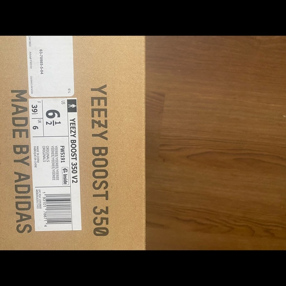 Yezzy 350 worn 2 times got them from Stock X - Picture 6 of 7